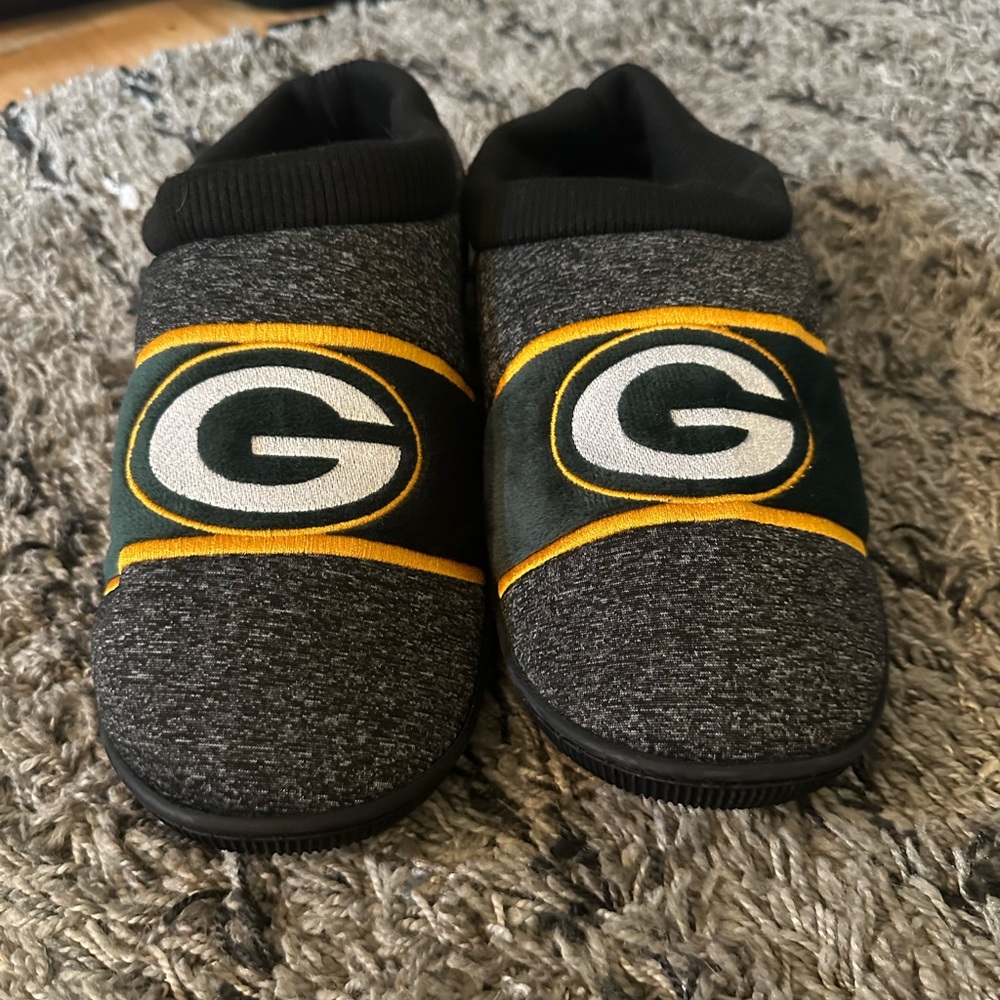 Green Bay packers slippers